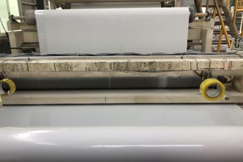 非沥青基高分子自粘胶膜防水卷材